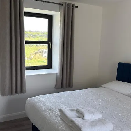 בית הארחה Dwellinghouse, Inishmore Ourtnagapple